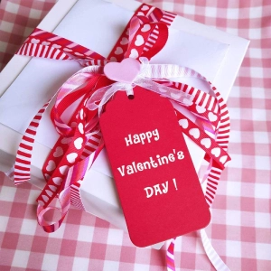 etiquetas-de-colores-para-regalos
