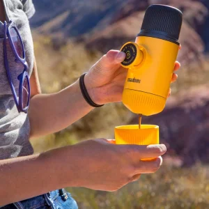 cafetera-de-mano-wacaco-nanopresso-amarillo-patrol