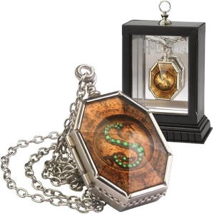 regalos-de-harry-potter-relicario-horocrux-de-coleccion.webp