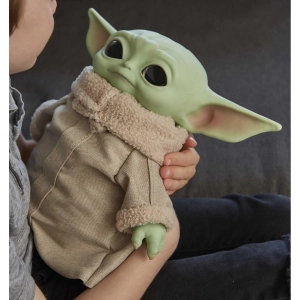 regalos-de-star-wars-de-pequeno-grogu-para-ninos