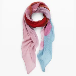 panuelo-en-estampado-de-flor-desigual-para-el-10-de-mayo
