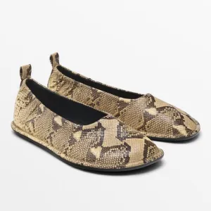 zapatos-bailarina-animal-print-massimo-dutti-para-el-10-de-mayo