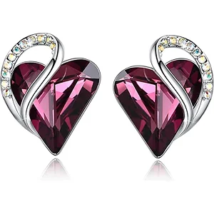 aretes-con-forma-de-corazon-como-regalo-de-amor