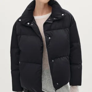 chamarra-acolchada-de-plumas-stinada-massimo-dutti-mujer-color-negro